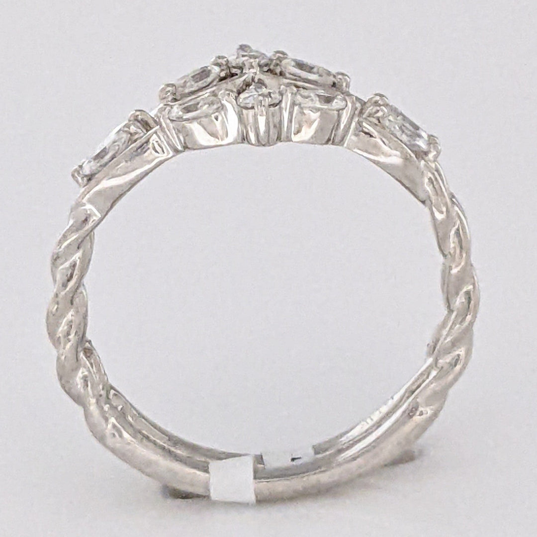 14K WHITE .19 CARAT TOTAL WEIGHT SI H-I DIAMOND ROUND/ MARQUISE ESTATE BAND 1.4 GRAMS