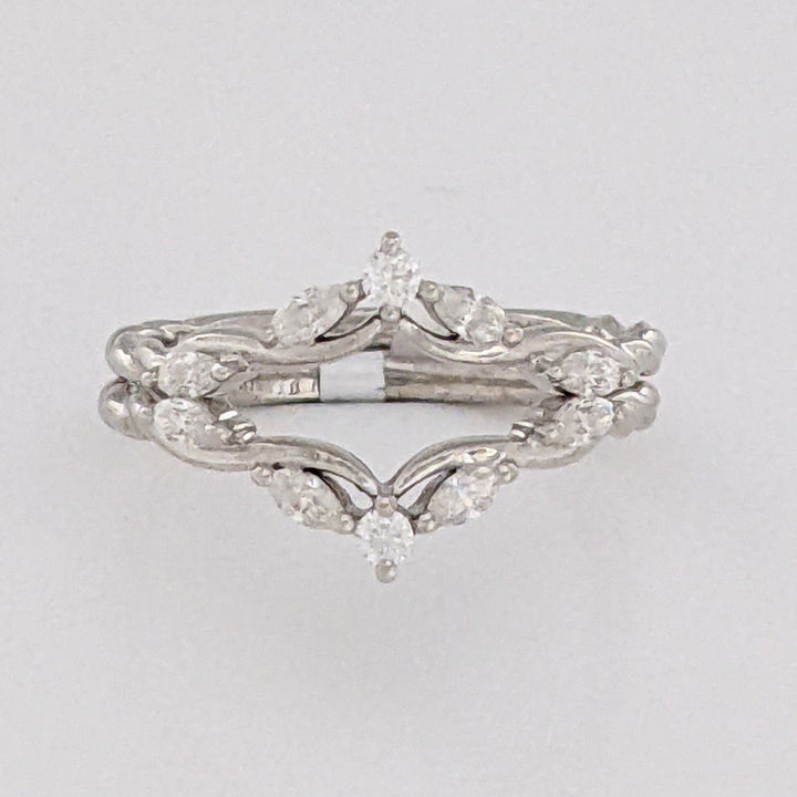 14K WHITE .19 CARAT TOTAL WEIGHT SI H-I DIAMOND ROUND/ MARQUISE ESTATE BAND 1.4 GRAMS