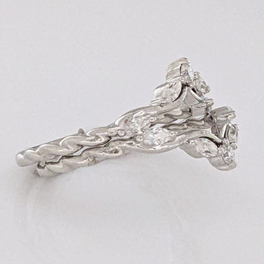 14K WHITE .19 CARAT TOTAL WEIGHT SI H-I DIAMOND ROUND/ MARQUISE ESTATE BAND 1.4 GRAMS