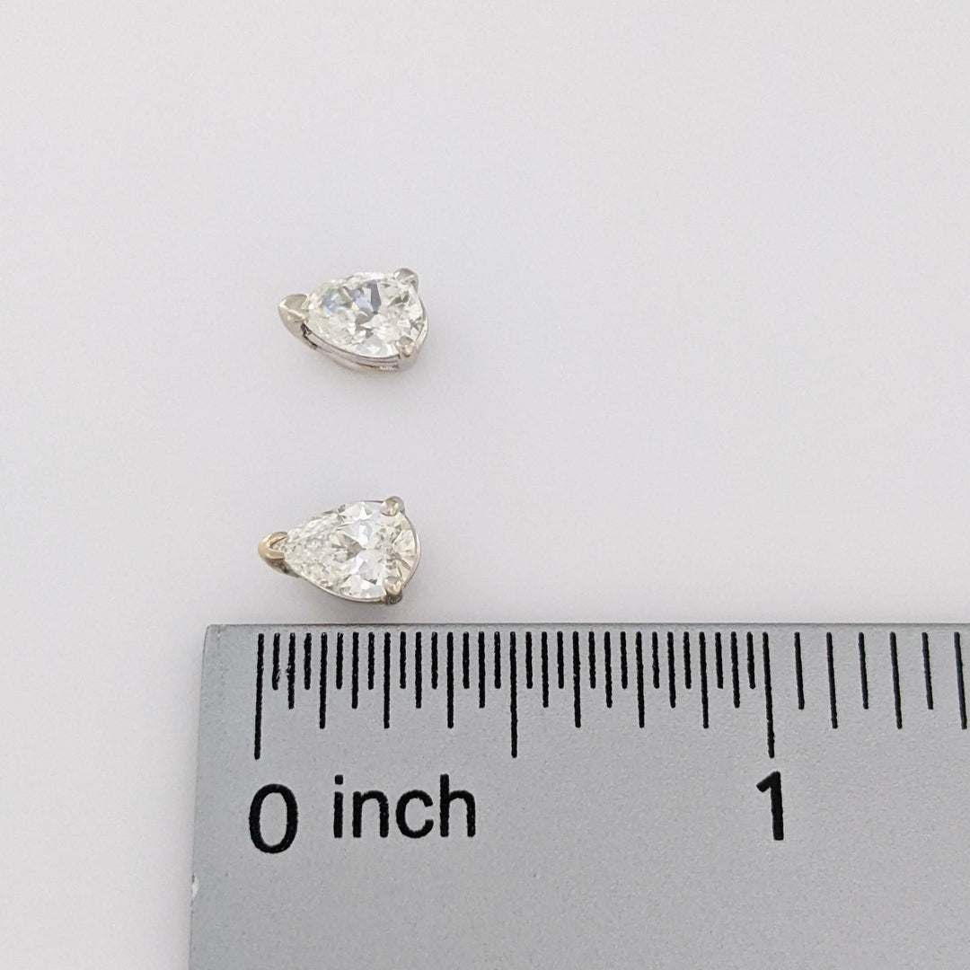 14K WHITE 1.44 CARAT TOTAL WEIGHT VS1 H DIAMOND PEAR SHAPE (2) ESTATE STUD EARRINGS 1.7 GRAMS