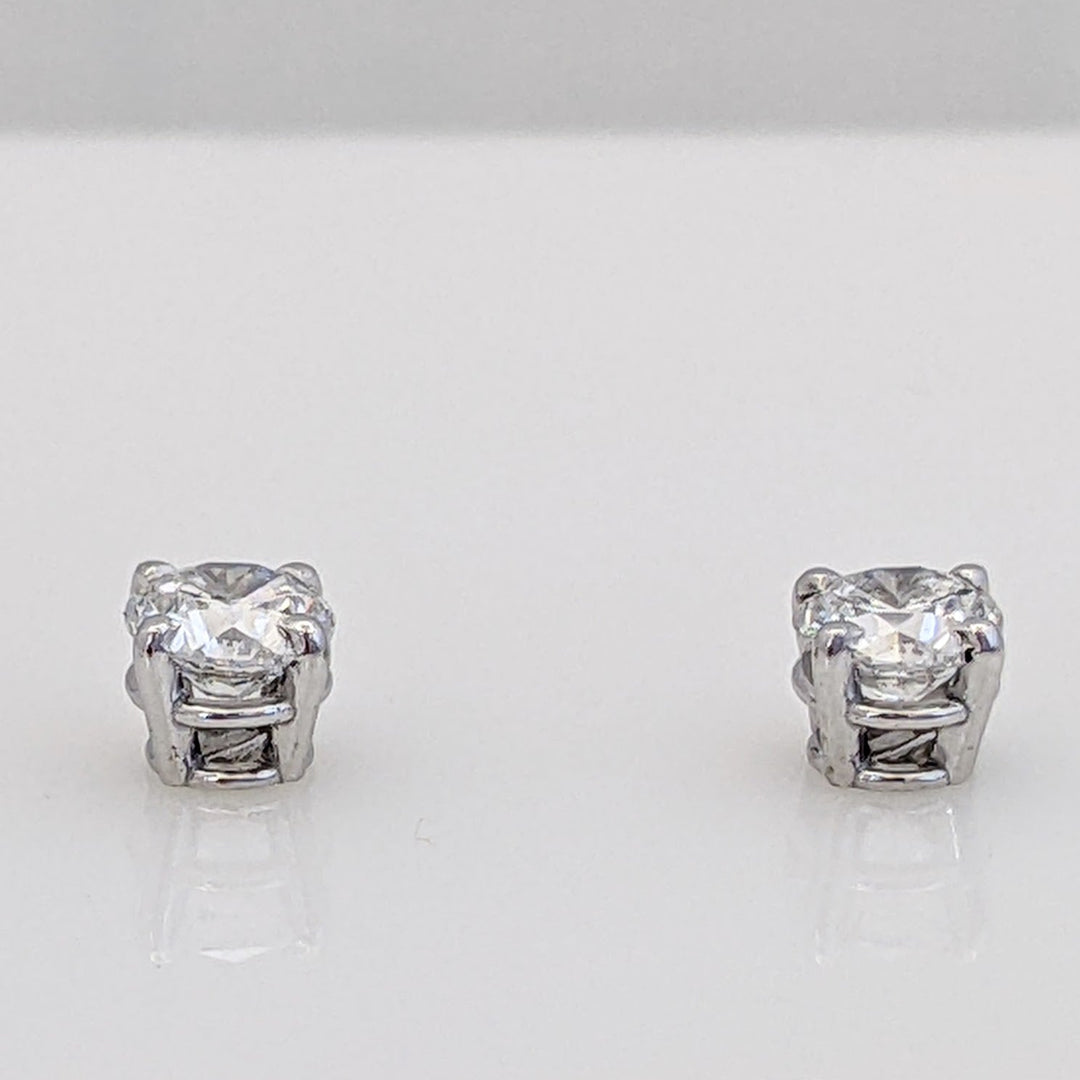 14K WHITE .65 CARAT TOTAL WEIGHT SI2 E DIAMOND ROUND (2) ESTATE STUD EARRINGS 1.0 GRAM