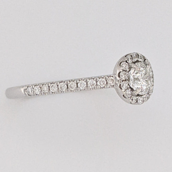 14K WHITE .59 CARAT TOTAL WEIGHT SI2 I DIAMOND ROUND (35) ESTATE HALO RING 2.7 GRAMS