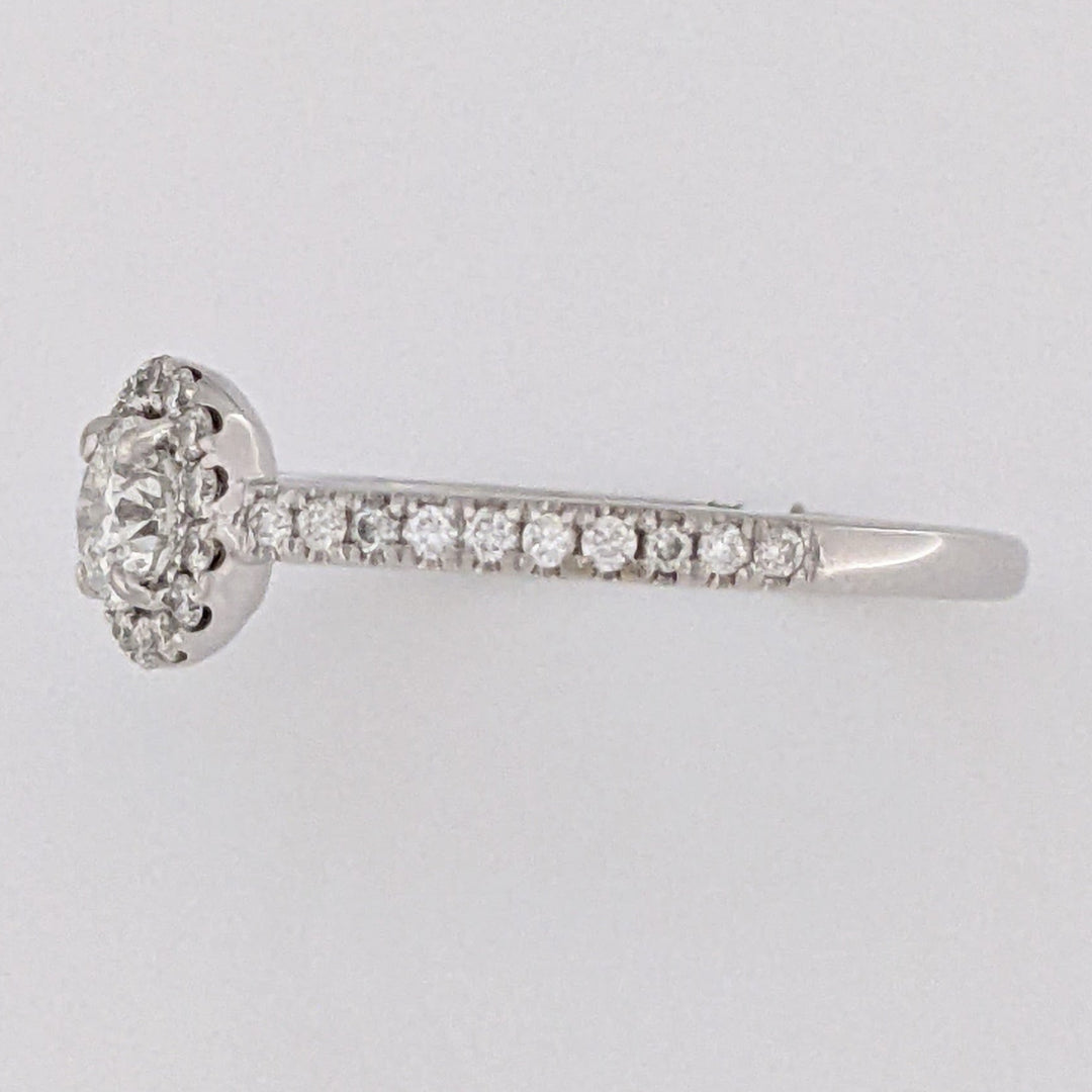 14K WHITE .59 CARAT TOTAL WEIGHT SI2 I DIAMOND ROUND (35) ESTATE HALO RING 2.7 GRAMS