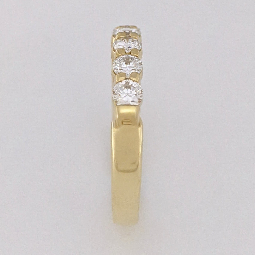 18K .45 CARAT TOTAL WEIGHT VS2 I DIAMOND ROUND (5) ESTATE BAND 3.4 GRAMS