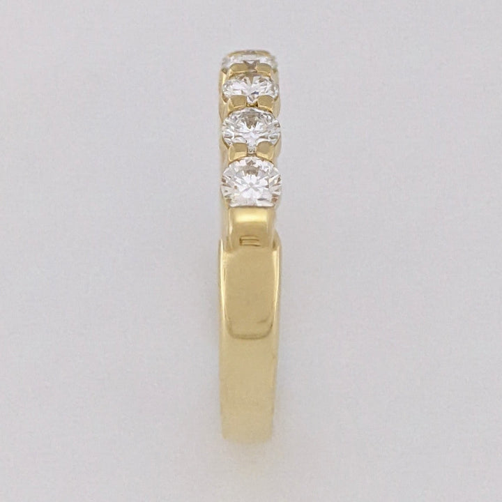 18K .45 CARAT TOTAL WEIGHT VS2 I DIAMOND ROUND (5) ESTATE BAND 3.4 GRAMS