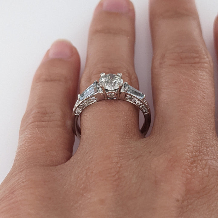 14K WHITE 1.00 CARAT TOTAL WEIGHT I2 M DIAMOND ROUND (27) AQUAMARINE BAGUETTES (2) ESTATE RING 3.1 GRAMS
