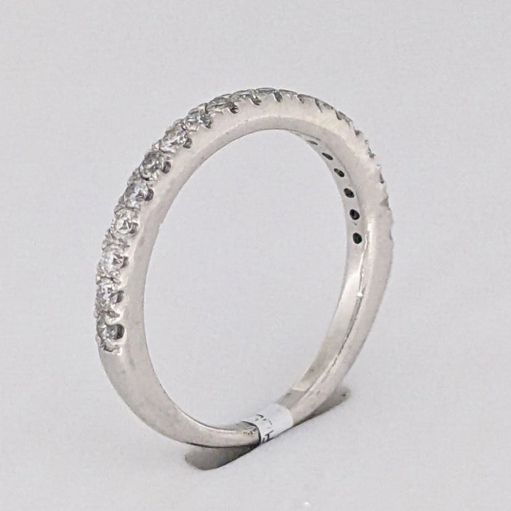 PLATINUM .29 CARAT TOTAL WEIGHT SI2 I DIAMOND ROUND (19) ESTATE BAND 3.0 GRAMS