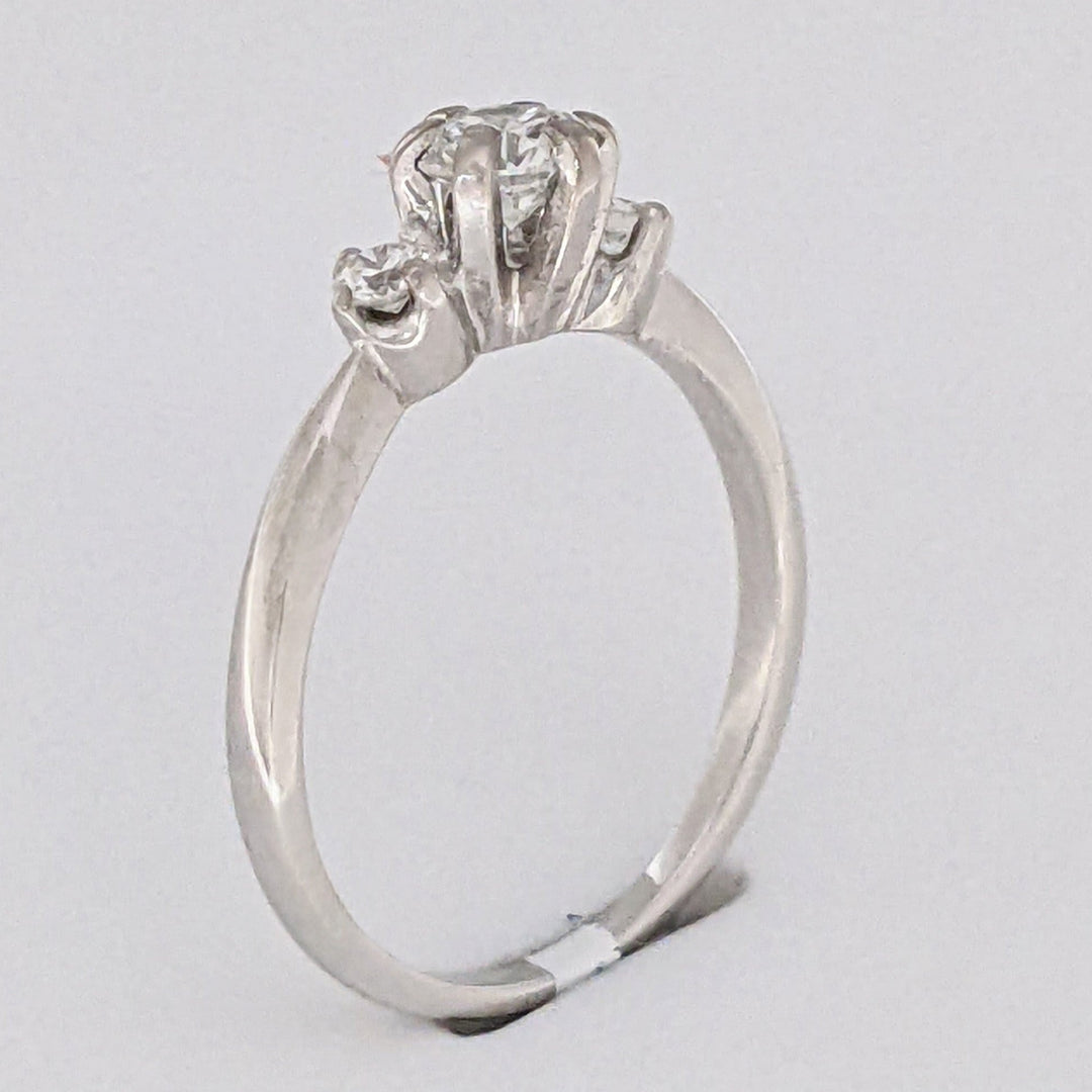 14K WHITE .53 CARAT TOTAL WEIGHT VS2 I DIAMOND ROUND (3) ESTATE TRINITY RING 2.4 GRAMS