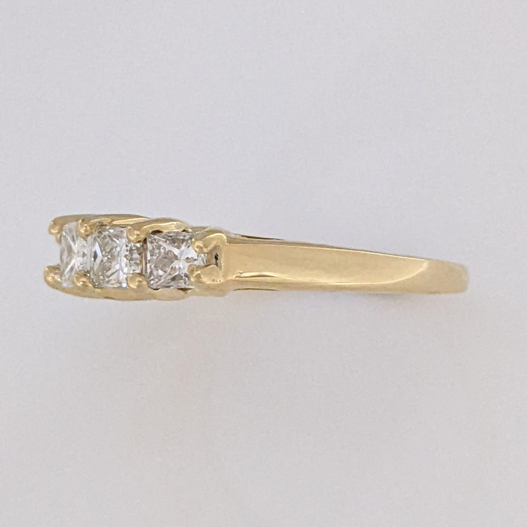 14K .97 CARAT TOTAL WEIGHT VS2 H-I DIAMOND PRINCESS CUT (5) ESTATE BAND 3.4 GRAMS