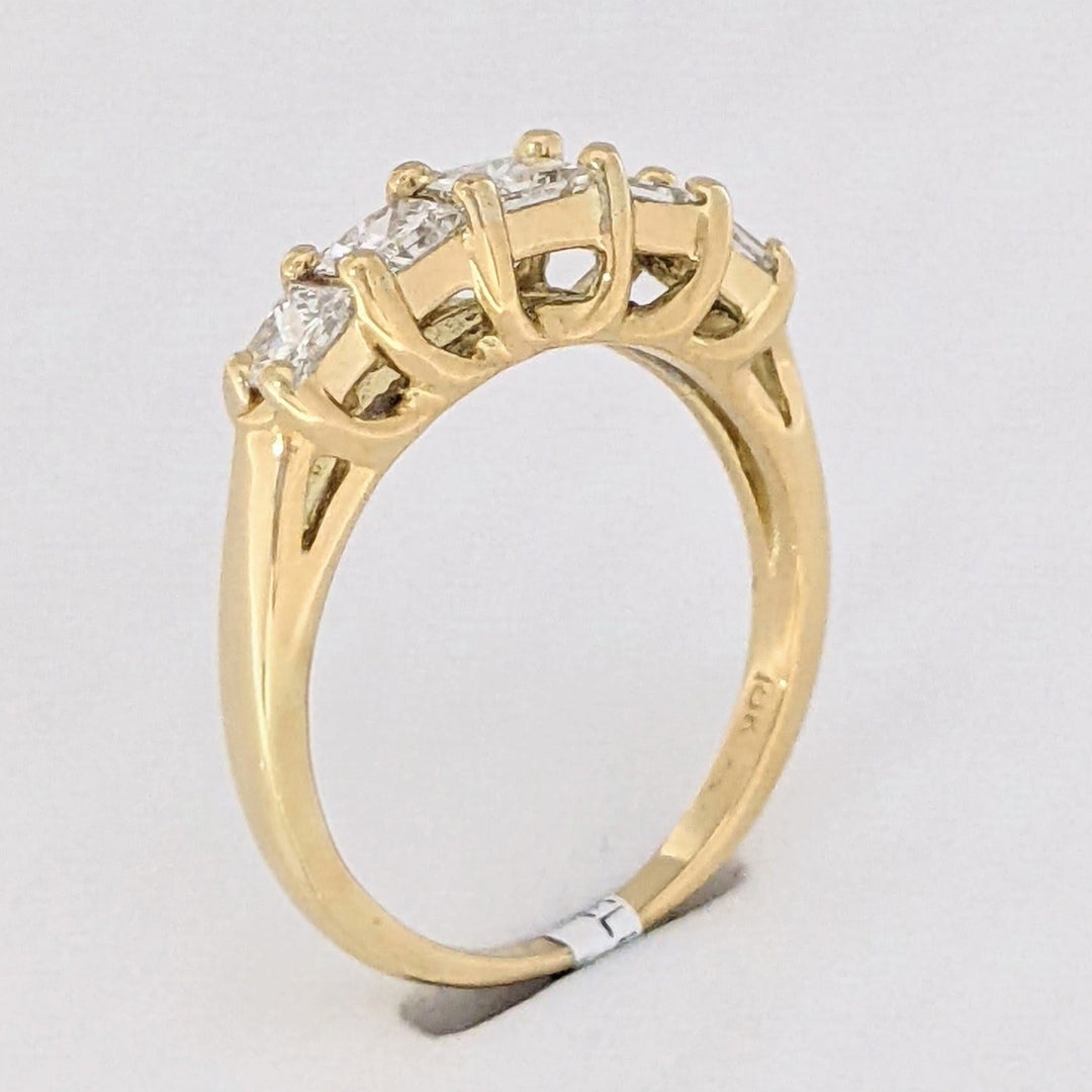 14K .97 CARAT TOTAL WEIGHT VS2 H-I DIAMOND PRINCESS CUT (5) ESTATE BAND 3.4 GRAMS