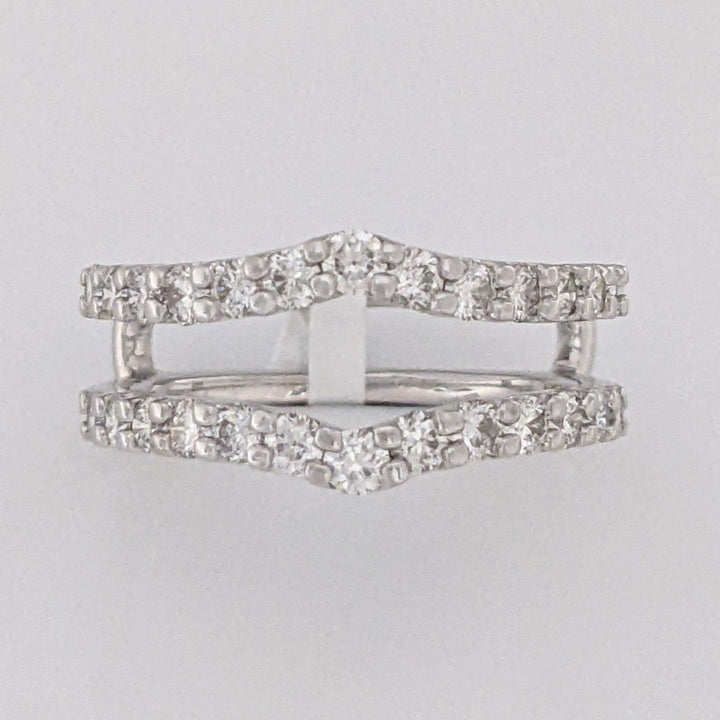 14K WHITE .93 CARAT TOTAL WEIGHT SI2 I DIAMOND ROUND (26) ESTATE RING JACKET 4.4 GRAMS