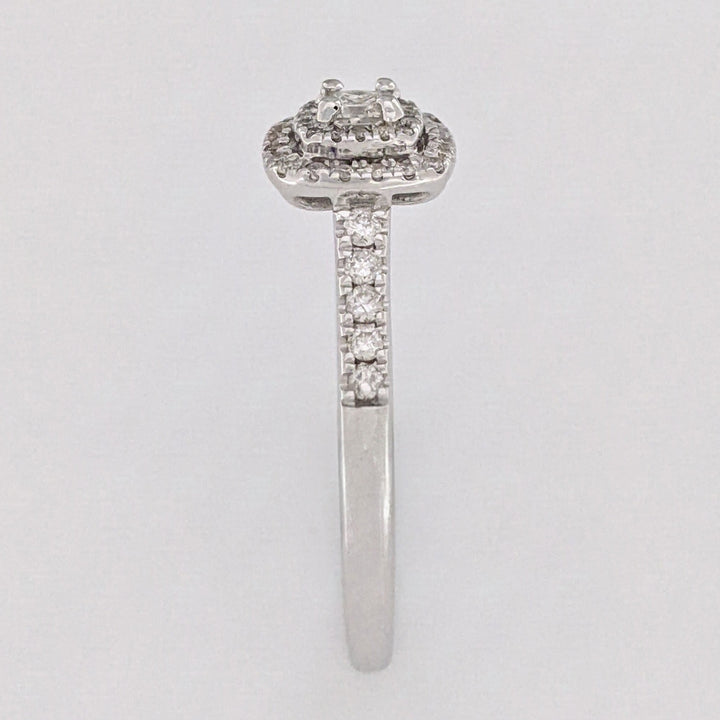 14K WHITE .75 CARAT TOTAL WEIGHT I1 I DIAMOND ROUND (51) PRINCESS CUT (1) ESTATE RING 3.9 GRAMS