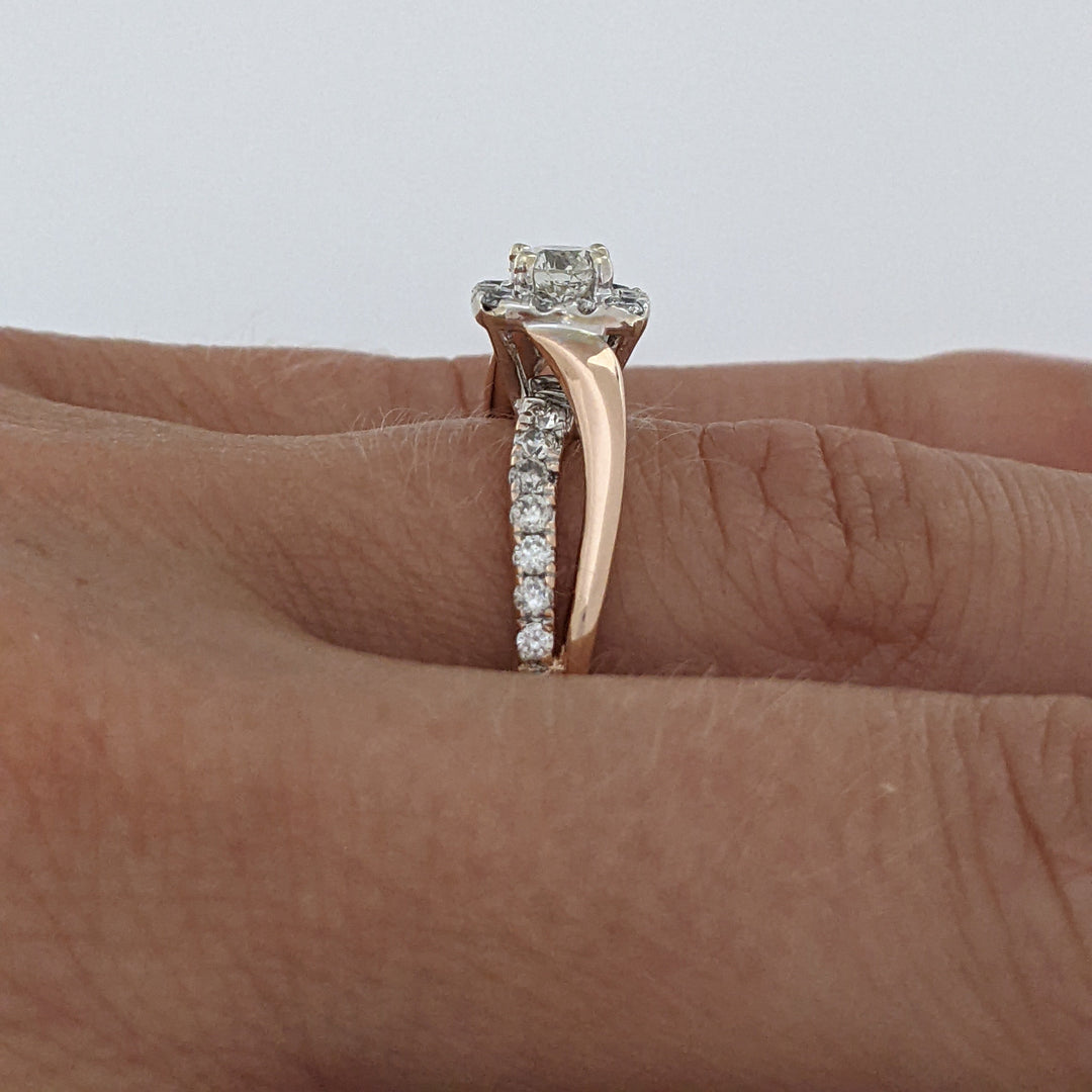 14K ROSE .82 CARAT TOTAL WEIGHT I1 H DIAMOND ROUND (27) ESTATE HALO RING 3.8 GRAMS