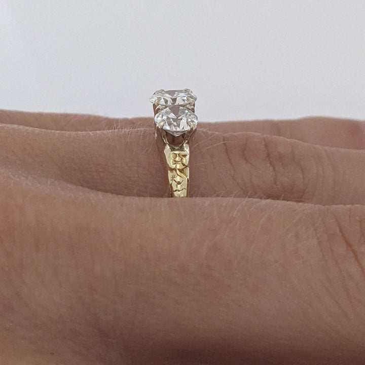 14K 1.43 CARAT TOTAL WEIGHT VS2 G-H DIAMOND ROUND (3) ESTATE TRINITY RING 2.7 GRAMS