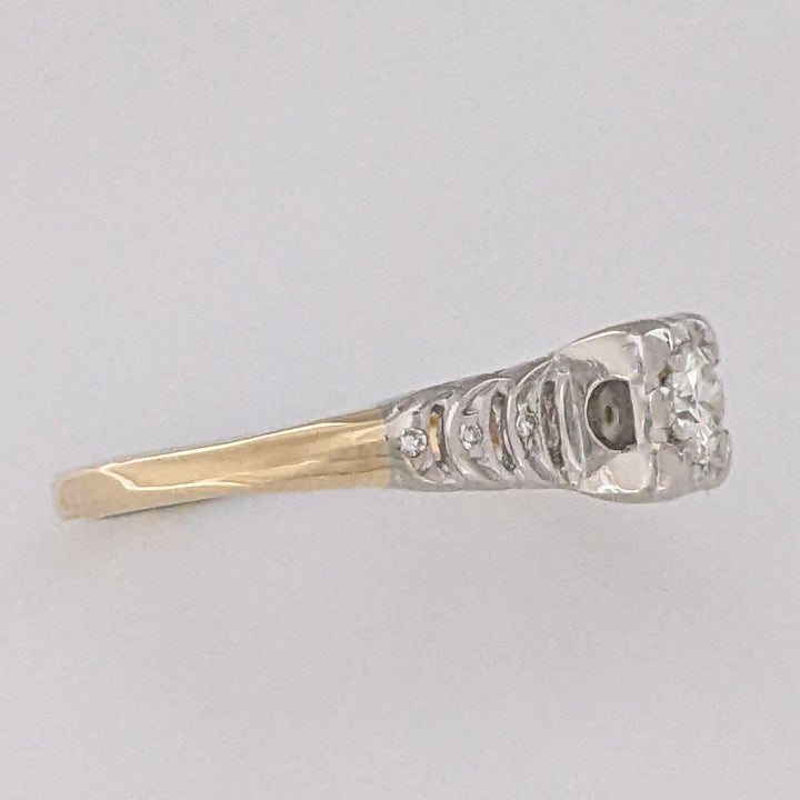 14K TWO-TONE .25 CARAT TOTAL VS2 I DIAMOND ROUND (7) ILLUSION HEAD ESTATE RING 1.9 GRAMS