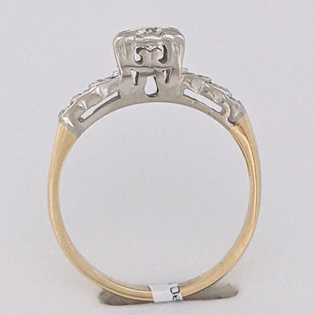 14K TWO-TONE .25 CARAT TOTAL VS2 I DIAMOND ROUND (7) ILLUSION HEAD ESTATE RING 1.9 GRAMS