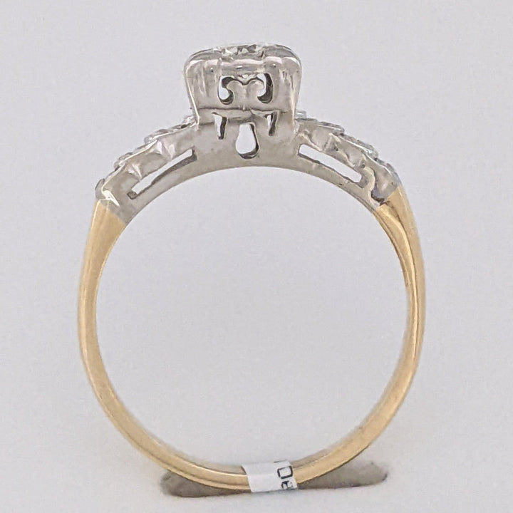 14K TWO-TONE .25 CARAT TOTAL VS2 I DIAMOND ROUND (7) ILLUSION HEAD ESTATE RING 1.9 GRAMS