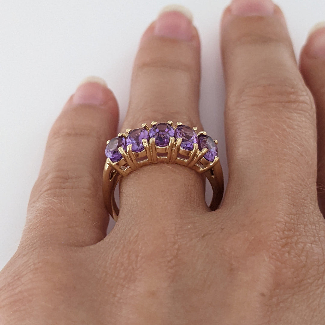 10K AMETHYST OVAL (5) 4X6 ESTATE RING 2.8 GRAMS