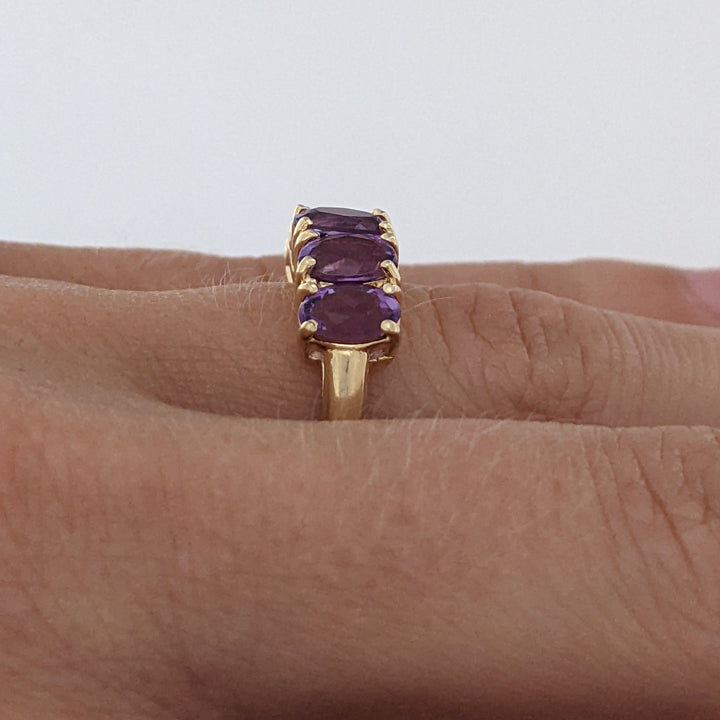10K AMETHYST OVAL (5) 4X6 ESTATE RING 2.8 GRAMS