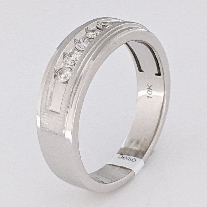 10K WHITE .18 CARAT TOTAL WEIGHT I1 H DIAMOND ROUND (5) ESTATE CHANNEL- SET BAND 6.3 GRAMS