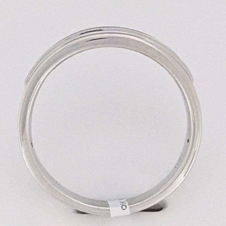 10K WHITE .18 CARAT TOTAL WEIGHT I1 H DIAMOND ROUND (5) ESTATE CHANNEL- SET BAND 6.3 GRAMS