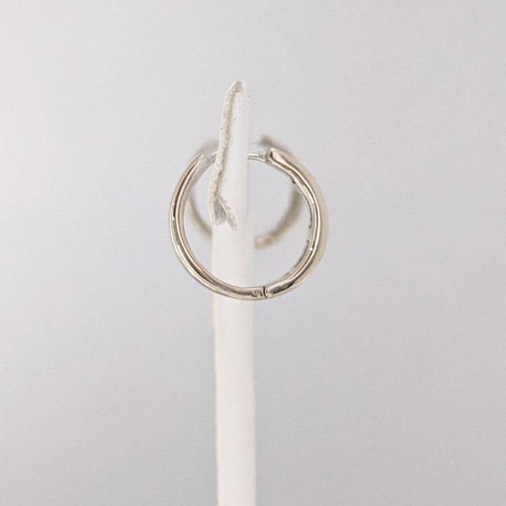 14K WHITE .23 CARAT TOTAL WEIGHT I1 I DIAMOND ROUND (12) BAGUETTE (10) ESTATE HOOP EARRINGS 2.5 GRAMS