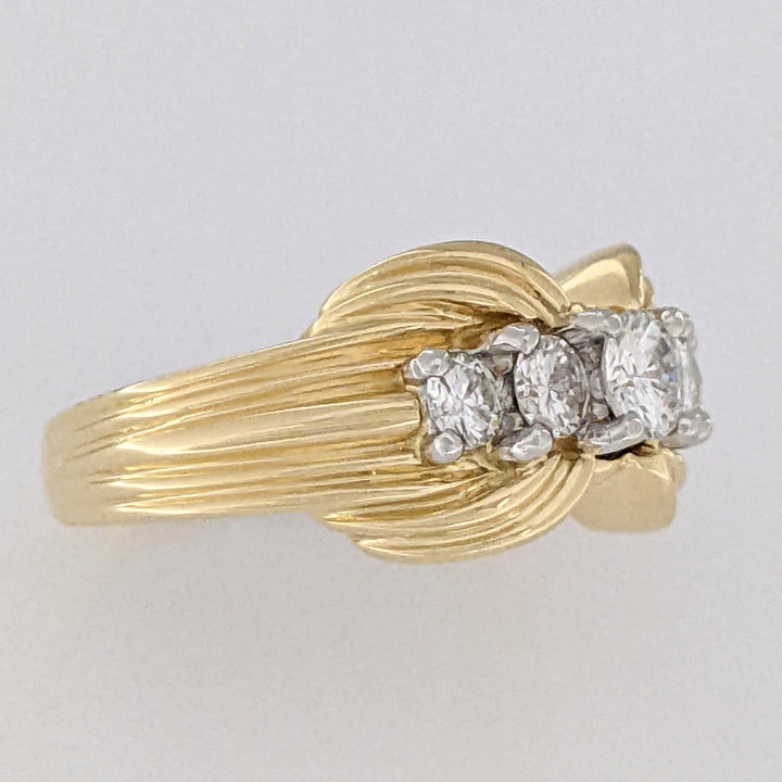 18K .57 CARAT TOTAL WEIGHT VS1 G DIAMOND ROUND (5) ESTATE RING 9.1 GRAMS