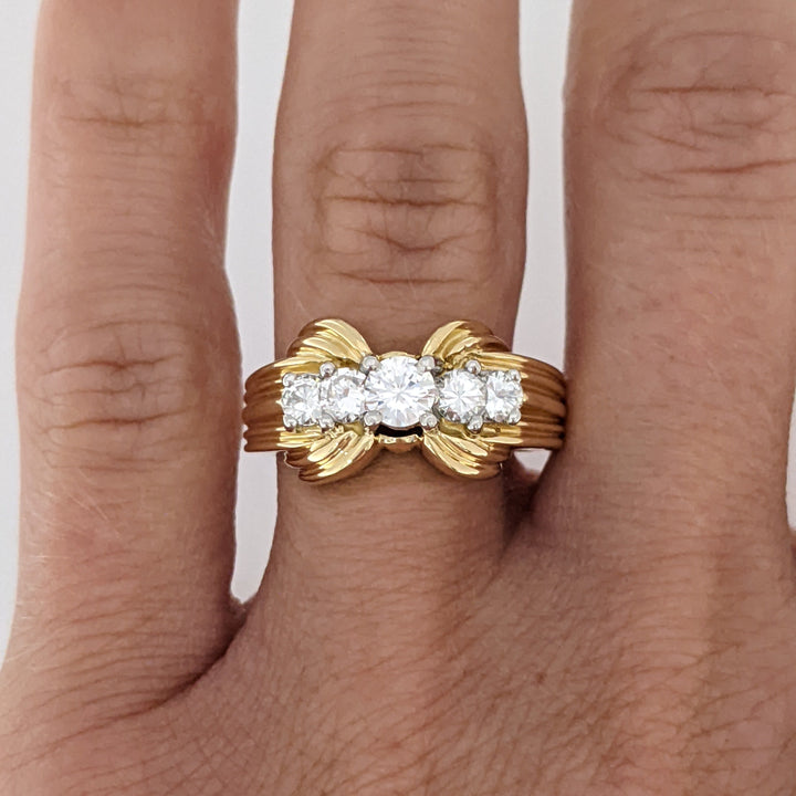 18K .57 CARAT TOTAL WEIGHT VS1 G DIAMOND ROUND (5) ESTATE RING 9.1 GRAMS
