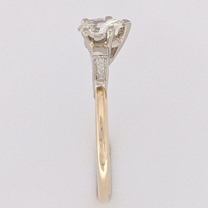 14K .87 CARAT TOTAL WEIGHT I1 J DIAMOND PEAR WITH (2) BAGUETTES ESTATE RING 2.9 GRAMS