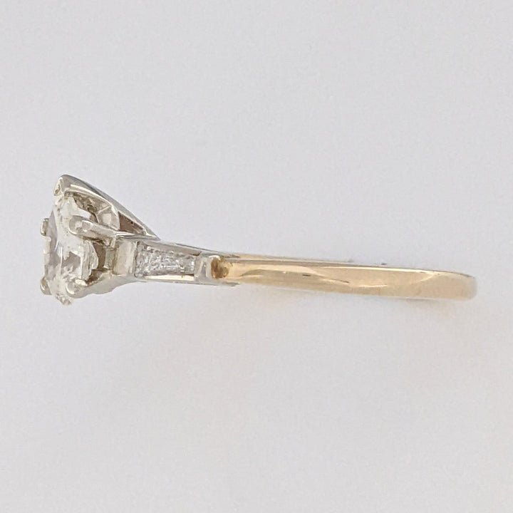 14K .87 CARAT TOTAL WEIGHT I1 J DIAMOND PEAR WITH (2) BAGUETTES ESTATE RING 2.9 GRAMS