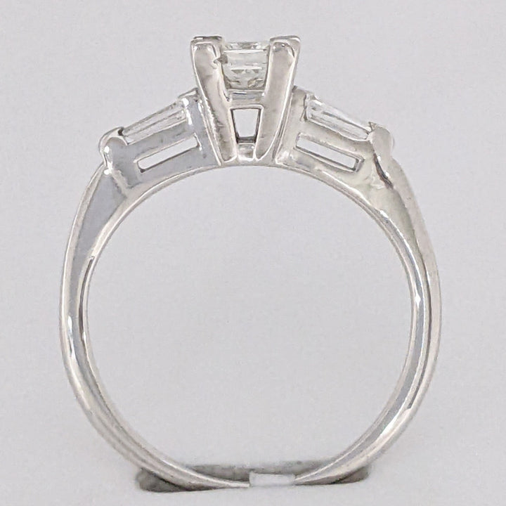 14K WHITE .53 CARAT TOTAL VS1 I DIAMOND PRINCESS CUT WITH (2) BAGUETTE TAPERED ESTATE RING