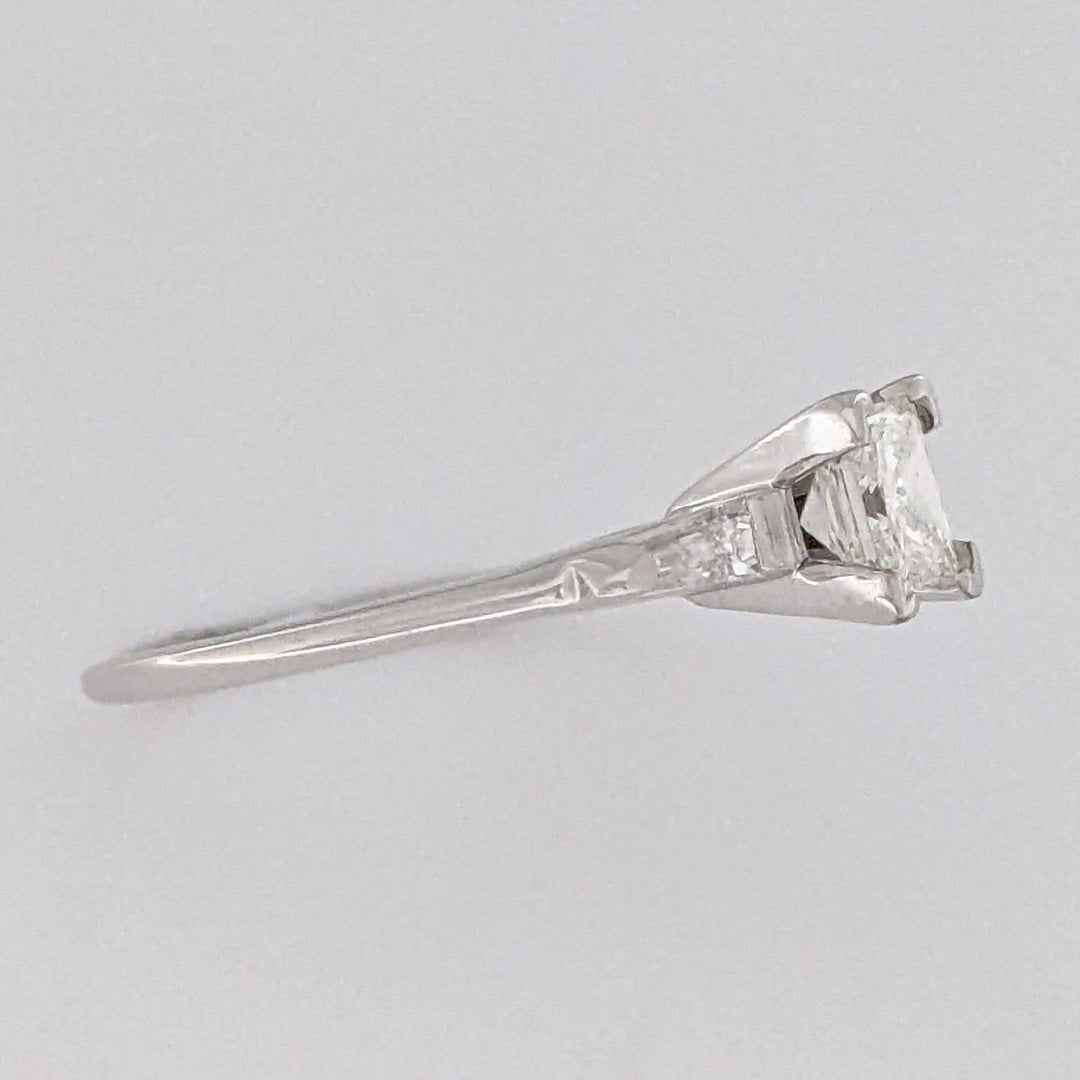 14K WHITE .53 CARAT TOTAL VS1 I DIAMOND PRINCESS CUT WITH (2) BAGUETTE TAPERED ESTATE RING