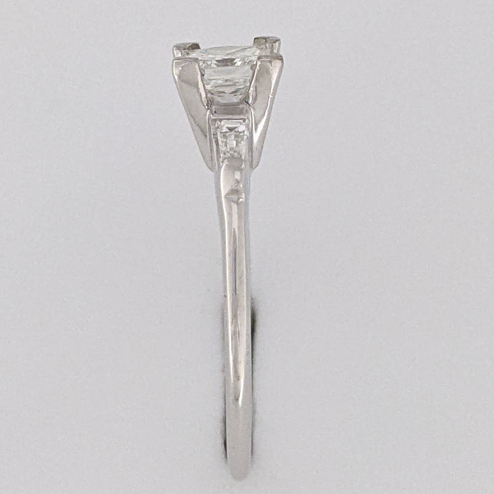 14K WHITE .53 CARAT TOTAL VS1 I DIAMOND PRINCESS CUT WITH (2) BAGUETTE TAPERED ESTATE RING