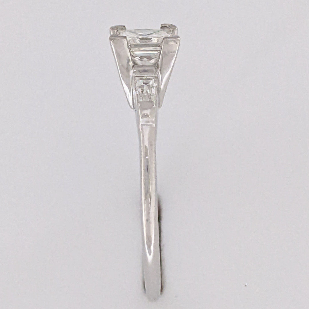14K WHITE .53 CARAT TOTAL VS1 I DIAMOND PRINCESS CUT WITH (2) BAGUETTE TAPERED ESTATE RING