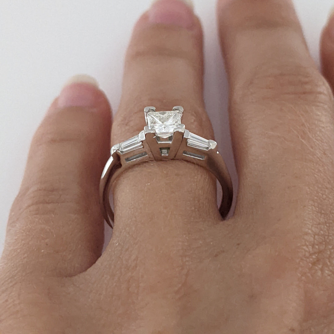 14K WHITE .53 CARAT TOTAL VS1 I DIAMOND PRINCESS CUT WITH (2) BAGUETTE TAPERED ESTATE RING