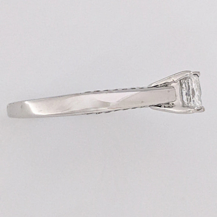 14K WHITE 1.13 CARAT TOTAL WEIGHT I1 G DIAMOND PRINCESS CUT WITH (48) ROUND MELEE ESTATE RING 4.7 GRAMS
