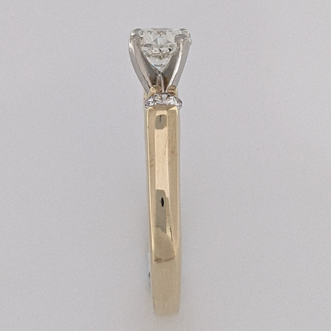 14K .90 CARAT TOTAL WEIGHT I H DIAMOND ROUND (3) TRINITY ESTATE RING 3.8 GRAMS