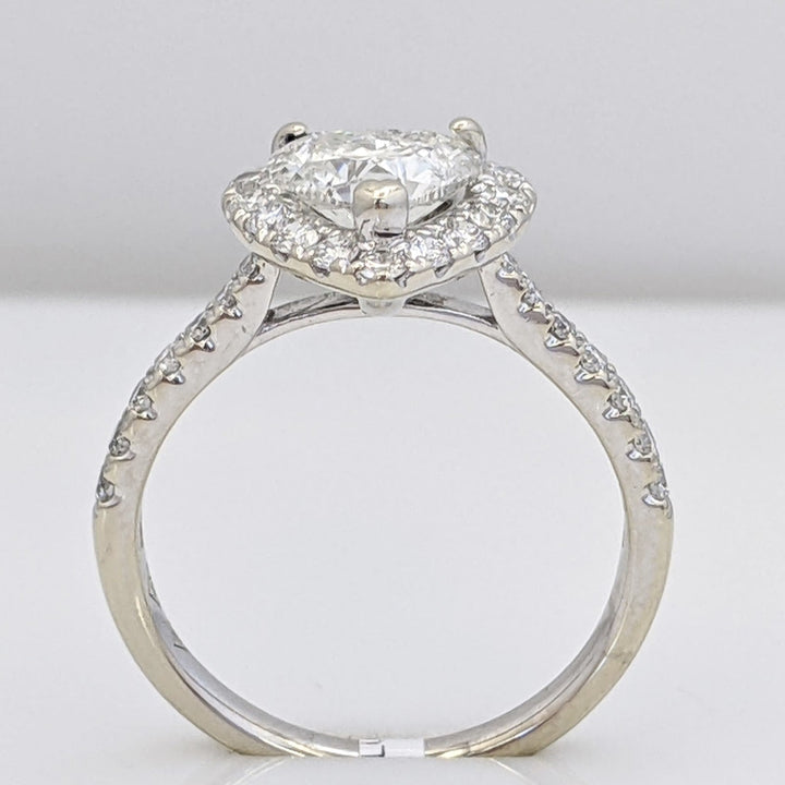 18K WHITE 1.85 CARAT TOTAL WEIGHT I1 I DIAMOND HEART (1) ROUND (30) HALO ESTATE RING 3.3 GRAMS