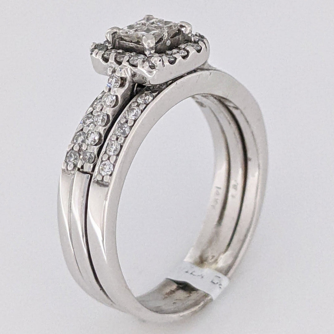 14K WHITE 1.05 CARAT TOTAL WEIGHT SI2 H DIAMOND PRINCESS CUT (4) ROUND (54) ESTATE RING 6.5 GRAMS
