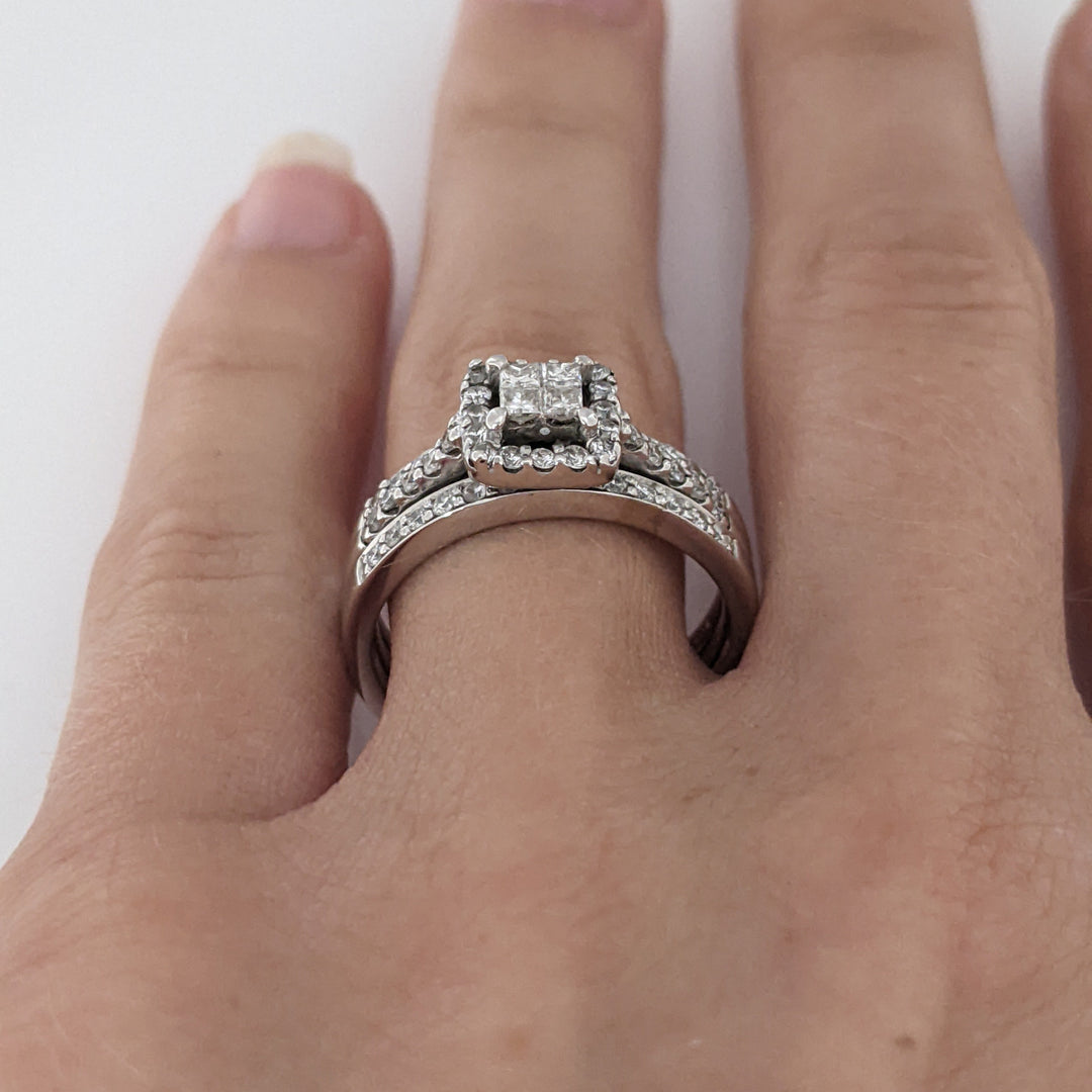 14K WHITE 1.05 CARAT TOTAL WEIGHT SI2 H DIAMOND PRINCESS CUT (4) ROUND (54) ESTATE RING 6.5 GRAMS
