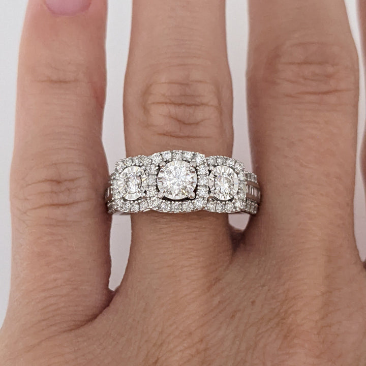 10K WHITE .81 CARAT TOTAL WEIGHT I1 I DIAMOND ROUND (83) BAGUETTE (18) ESTATE HALO TRINITY RING 5.2 GRAMS