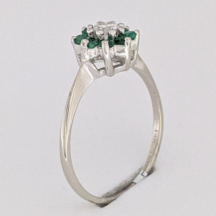 14K WHITE EMERALD ROUND (8) 2MM WITH .15 DIAMOND TOTAL WEIGHT (1) ROUND ESTATE RING 2.0 GRAMS