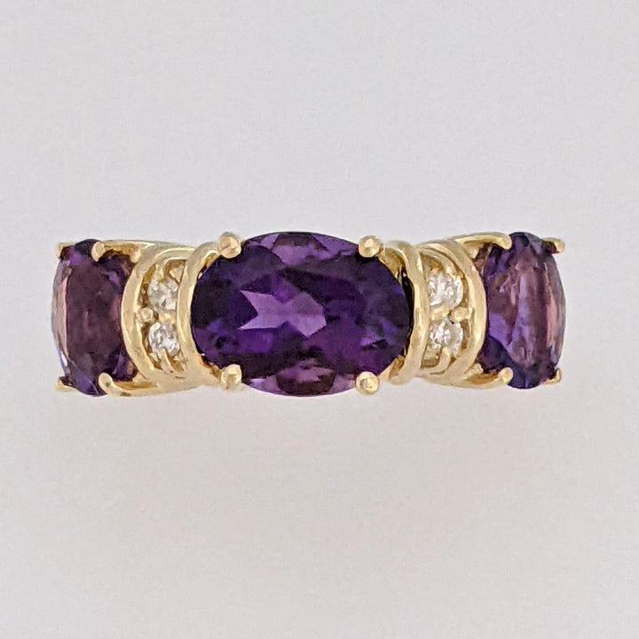 14K AMETHYST OVAL (1) 6X8 (2) 4X6 WITH (4) MELEE ESTATE RING 4.1 GRAMS