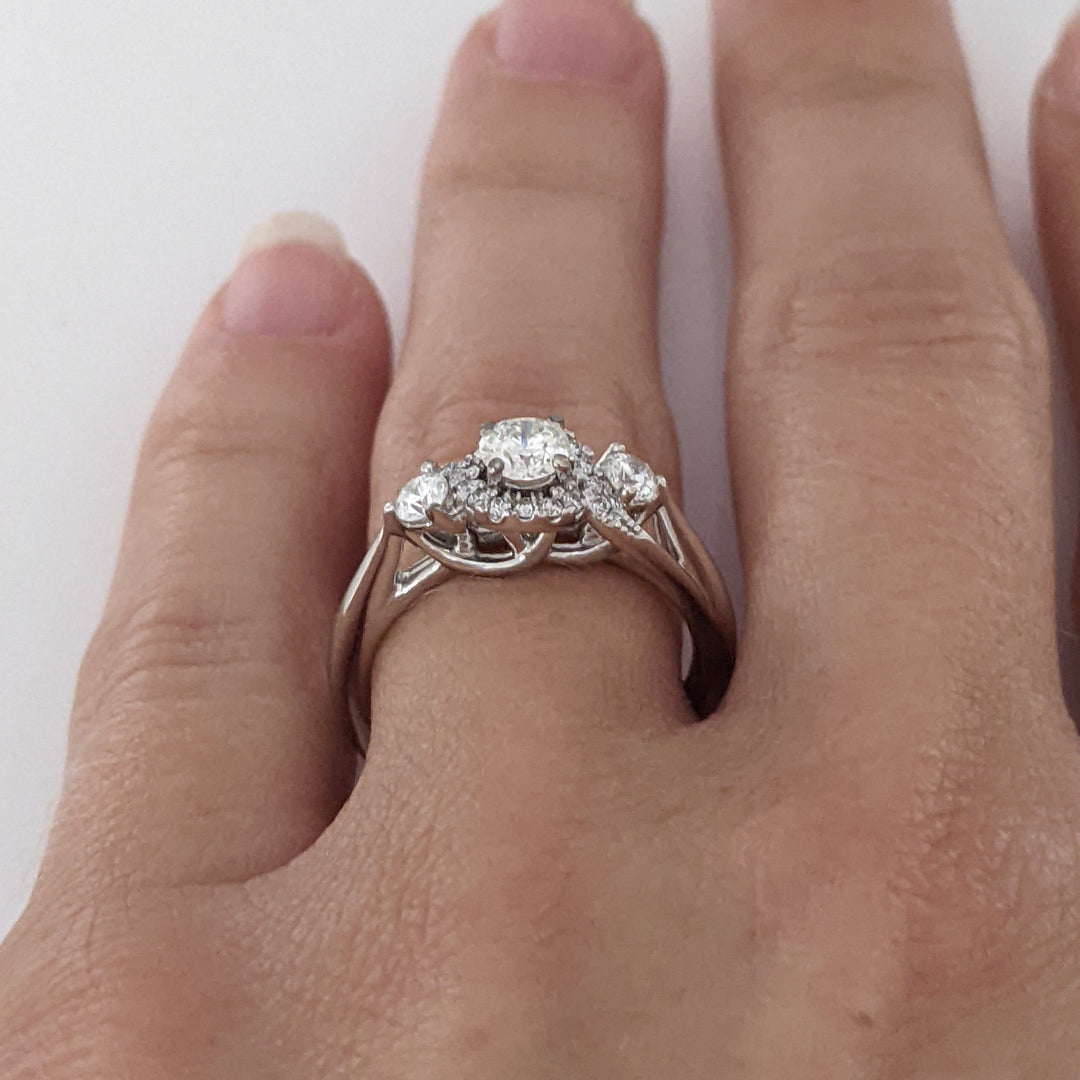 10K WHITE .49 CARAT TOTAL WEIGHT I1 I DIAMOND ROUND (18) HALO TRINITY ESTATE RING 3.3 GRAMS