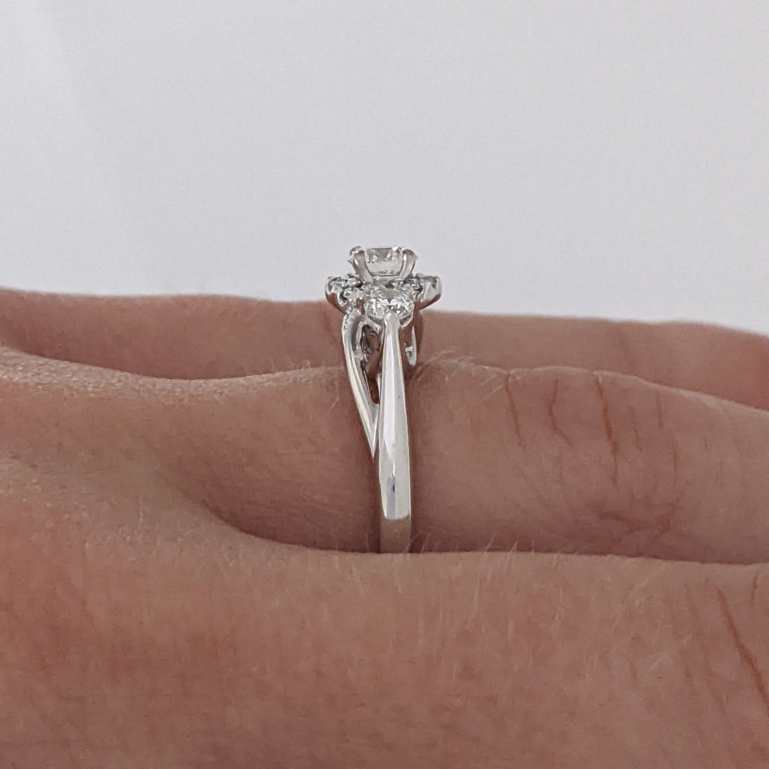 10K WHITE .49 CARAT TOTAL WEIGHT I1 I DIAMOND ROUND (18) HALO TRINITY ESTATE RING 3.3 GRAMS