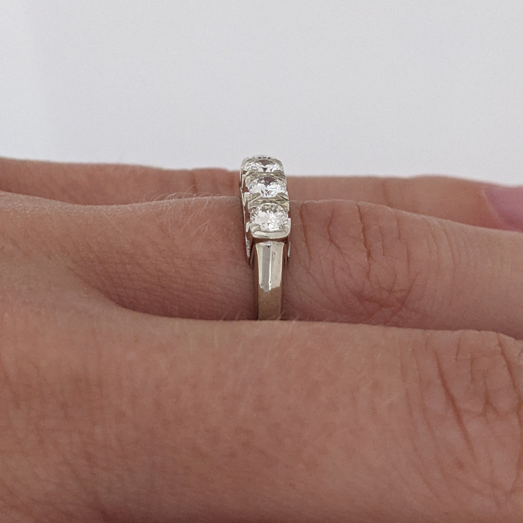 14K WHITE .60 CARAT TOTAL WEIGHT VS1 H DIAMOND ROUND (5) ESTATE BAND 2.6 GRAMS