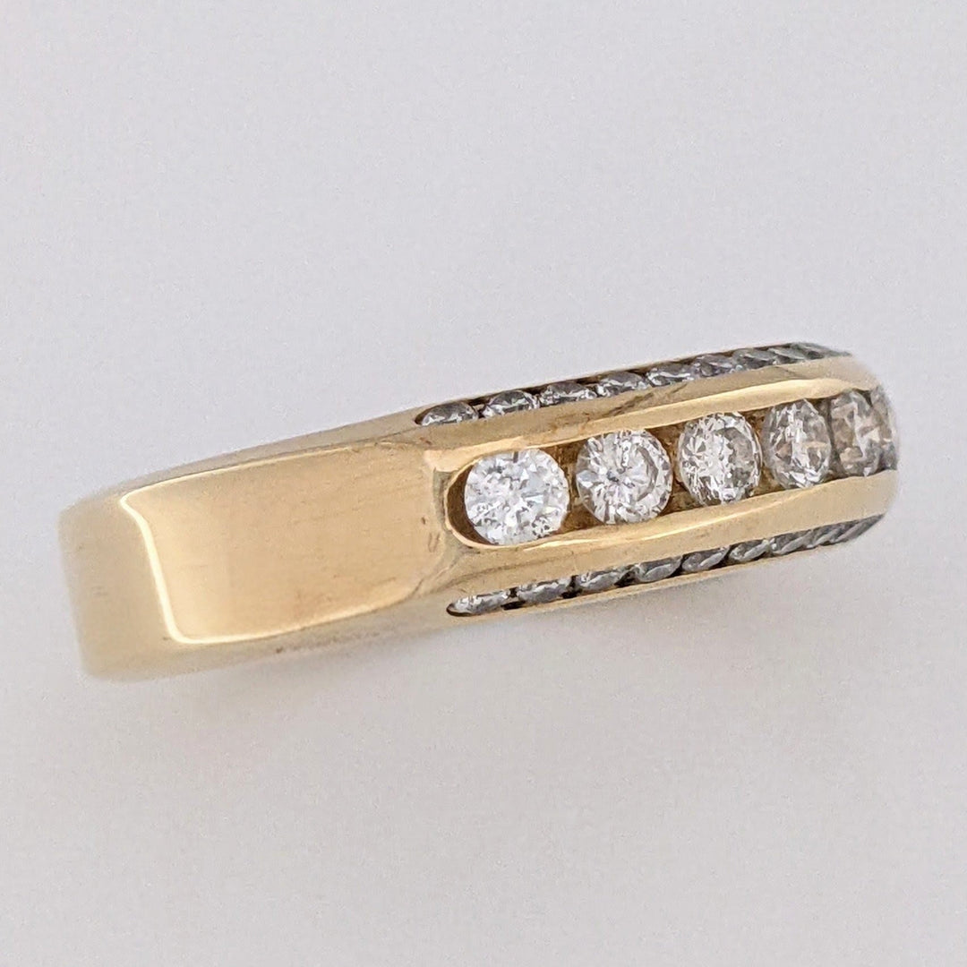 14K .86 CARAT TOTAL WEIGHT SI2 I DIAMOND ROUND (46) CHANNEL TOP/SIDE ESTATE BAND 5.7 GRAMS