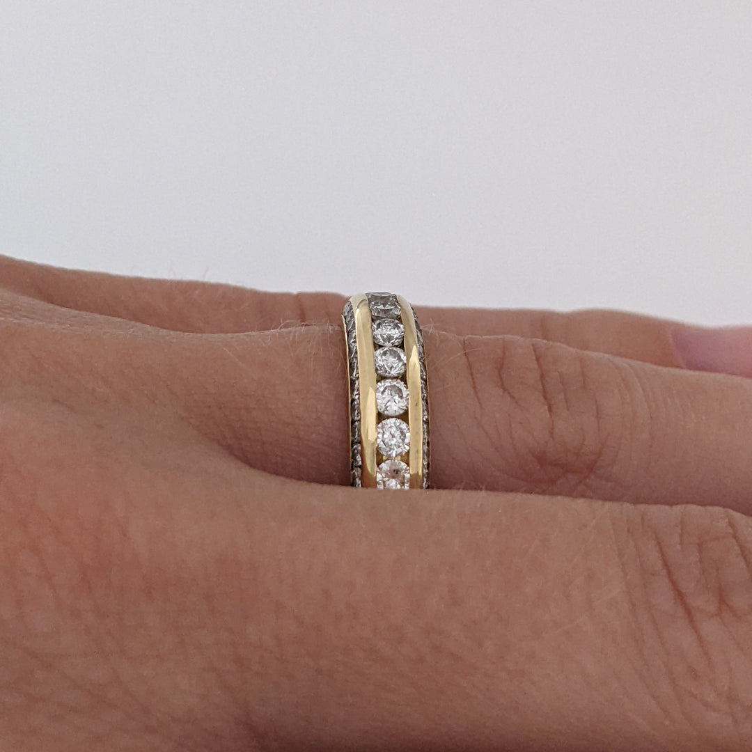 14K .86 CARAT TOTAL WEIGHT SI2 I DIAMOND ROUND (46) CHANNEL TOP/SIDE ESTATE BAND 5.7 GRAMS