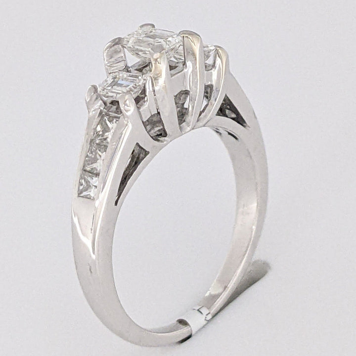 18K .69 CARAT TOTAL WEIGHT VS2 H DIAMOND EMERALD CUT (3) PRINCESS CUT (6) ESTATE TRINITY RING 4.8 GRAMS