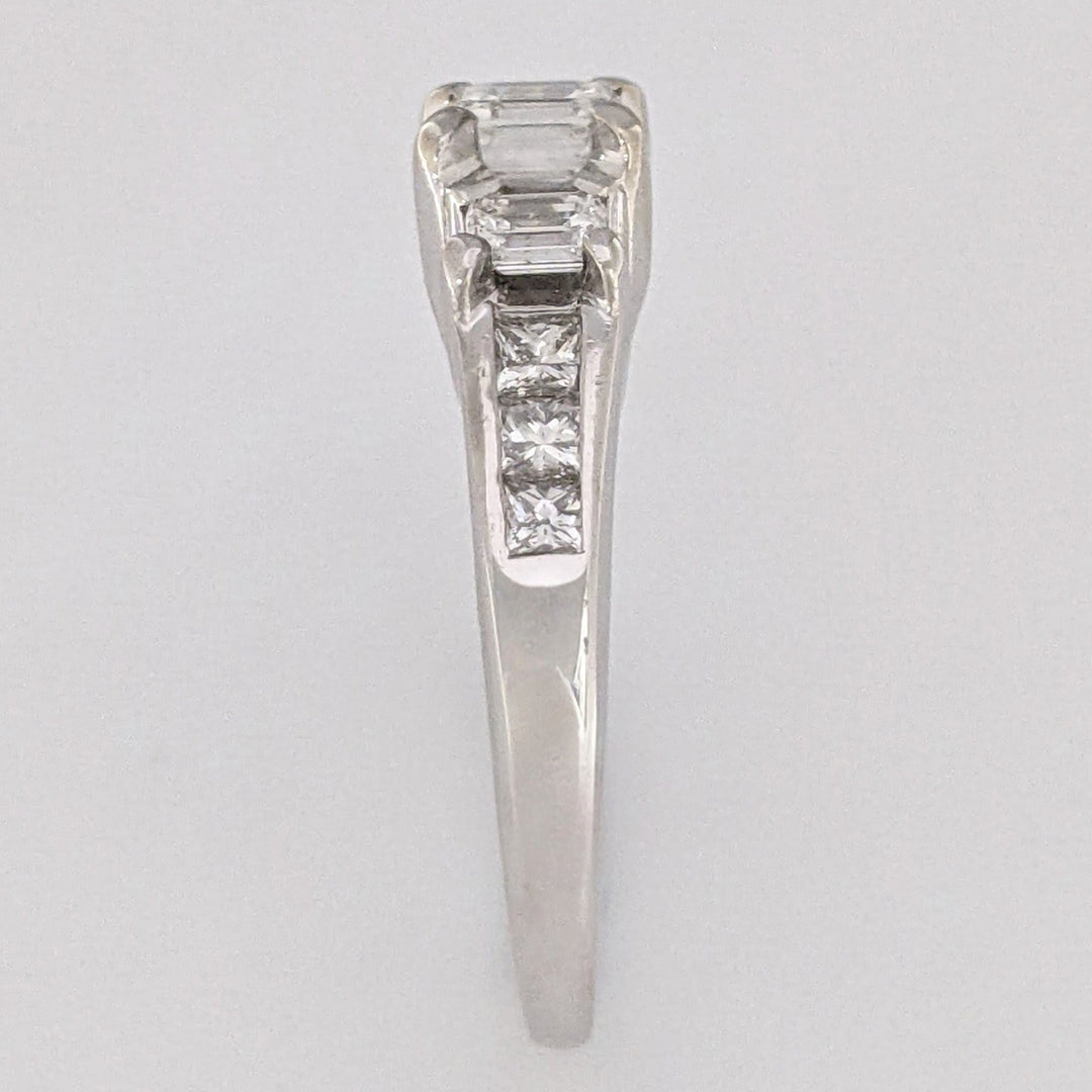 18K .69 CARAT TOTAL WEIGHT VS2 H DIAMOND EMERALD CUT (3) PRINCESS CUT (6) ESTATE TRINITY RING 4.8 GRAMS